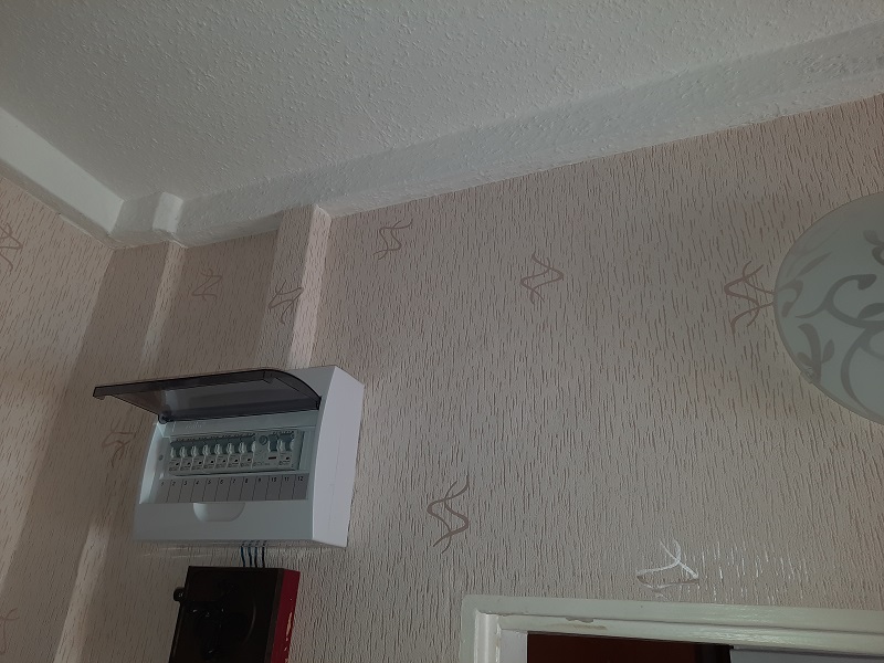 panel_villanyszerelés_elosztó